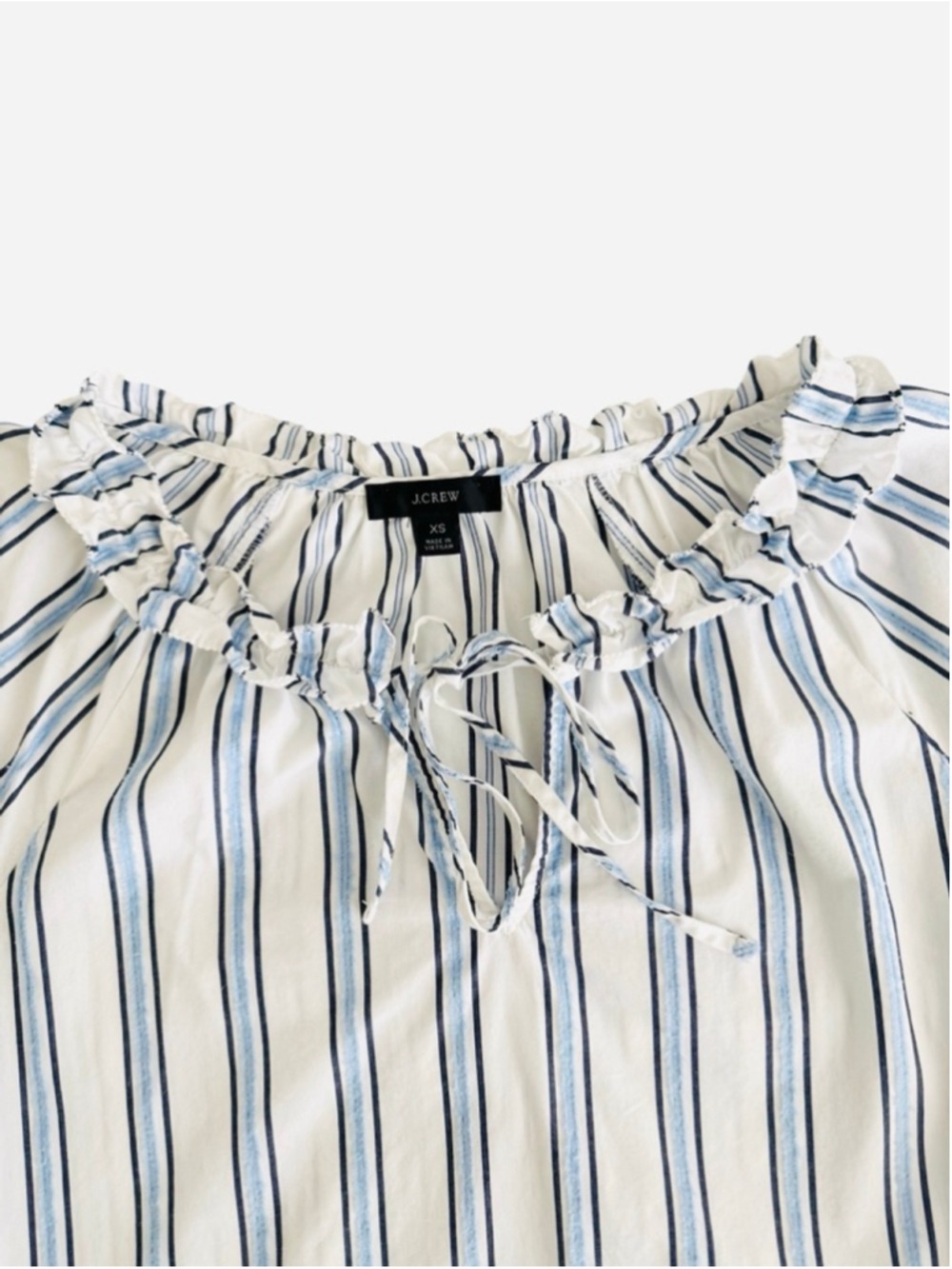 J.CREW Tie Neck Ruffle Top Size XS - Picture 3 of 10